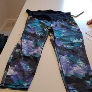 Maternity leggings size 2x